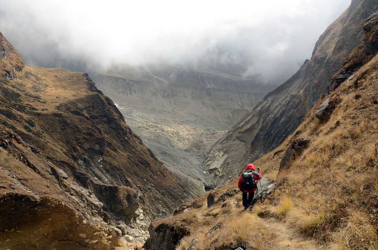 21 Descending To The Valley After The End  Of Chhonbardan Glacier Between Glacier Camp And Italy Base Camp Around Dhaulagiri 